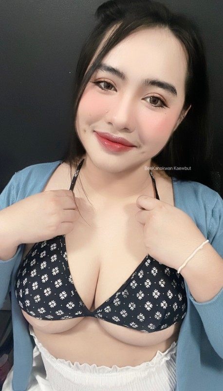 Bee kanokwan 15